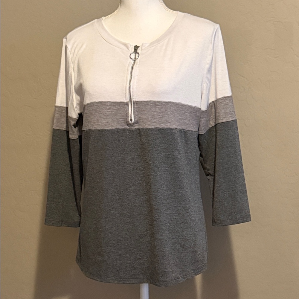 Long Sleeve Color Block Tunic Top - White and Gray